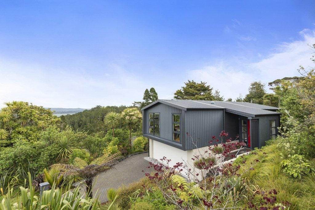 7 Kauri Road, Birkenhead, Auckland - Carousel 2