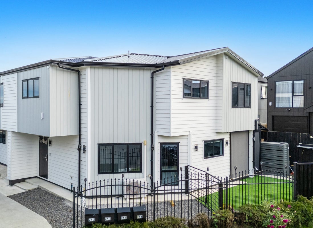 25A Leaver Place, Weymouth, Auckland - Carousel 1