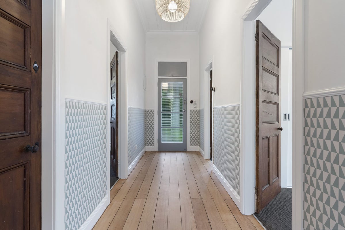 53 Malvern Road, Morningside, Auckland - Carousel 2