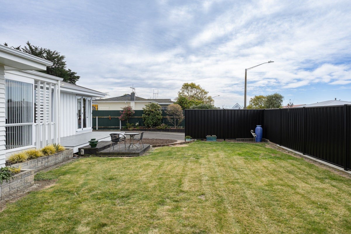 18 Alamein Crescent, Onekawa, Napier, Hawke's Bay - Carousel 1