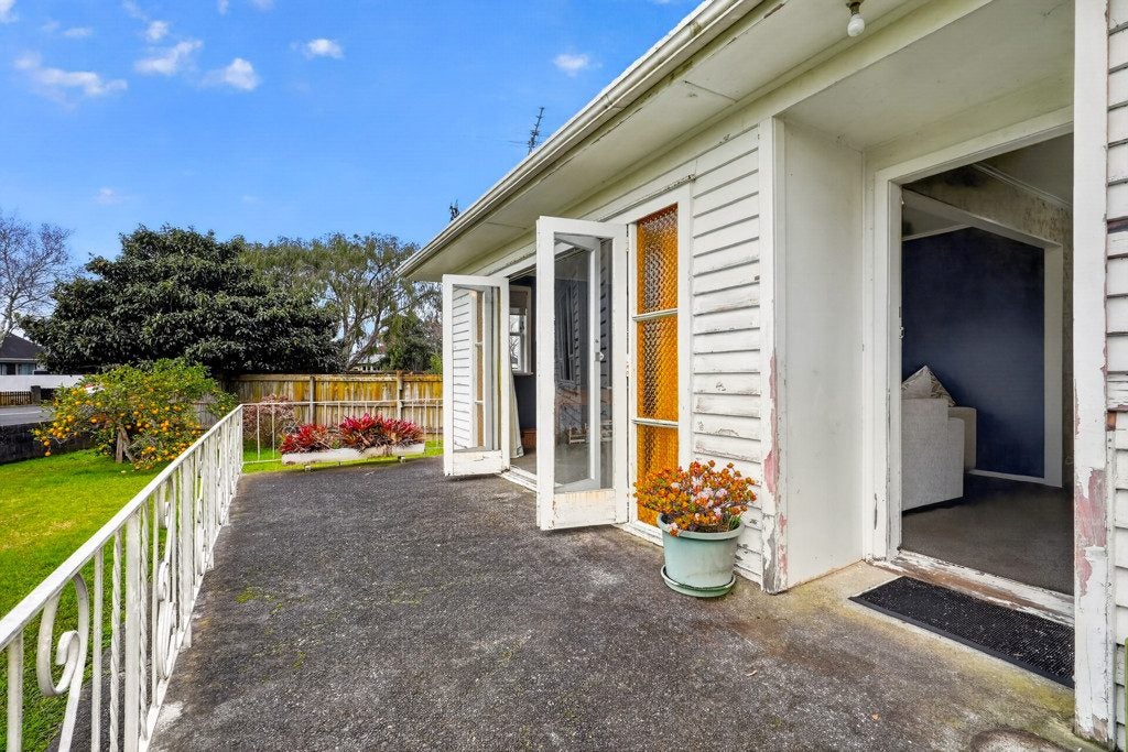 120 Avondale Road, Avondale, Auckland - Carousel 2