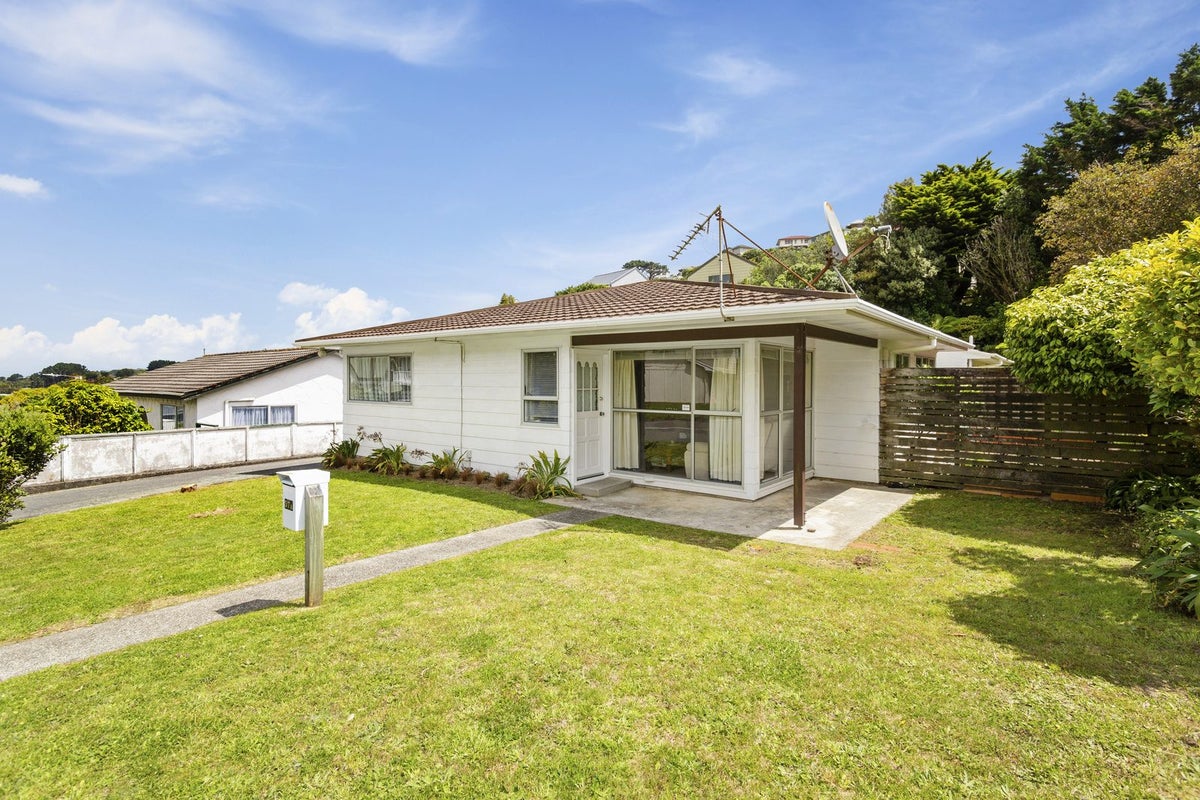 57A Cortina Avenue, Johnsonville, Wellington - Carousel 1