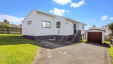 2/8 Hepper Street, New Lynn, Auckland - Carousel 1
