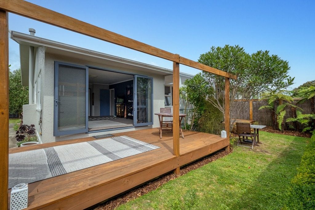 77 Halifax Street East, The Wood, Nelson - Carousel 1