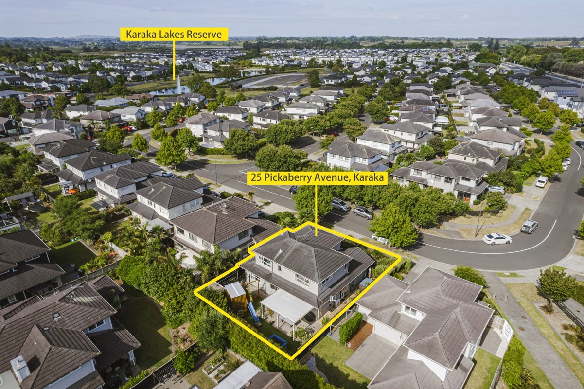 25 Pickaberry Avenue, Karaka, Papakura - Carousel 21