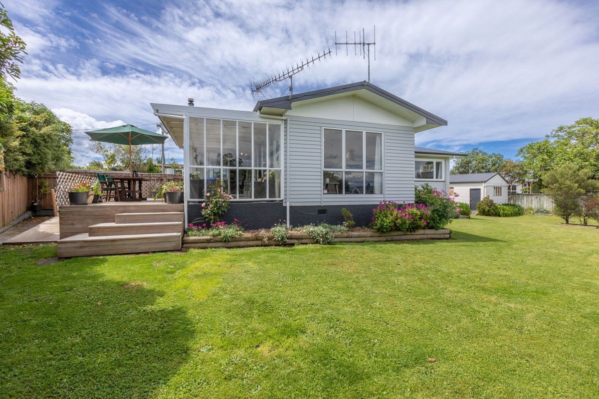 32B Gaisford Terrace, Waipukurau, Waipukurau - Carousel 1