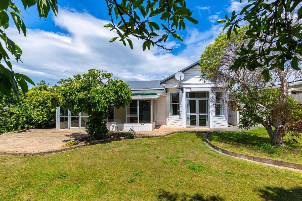 7 Manson Street, Redwoodtown, Blenheim - Carousel 1