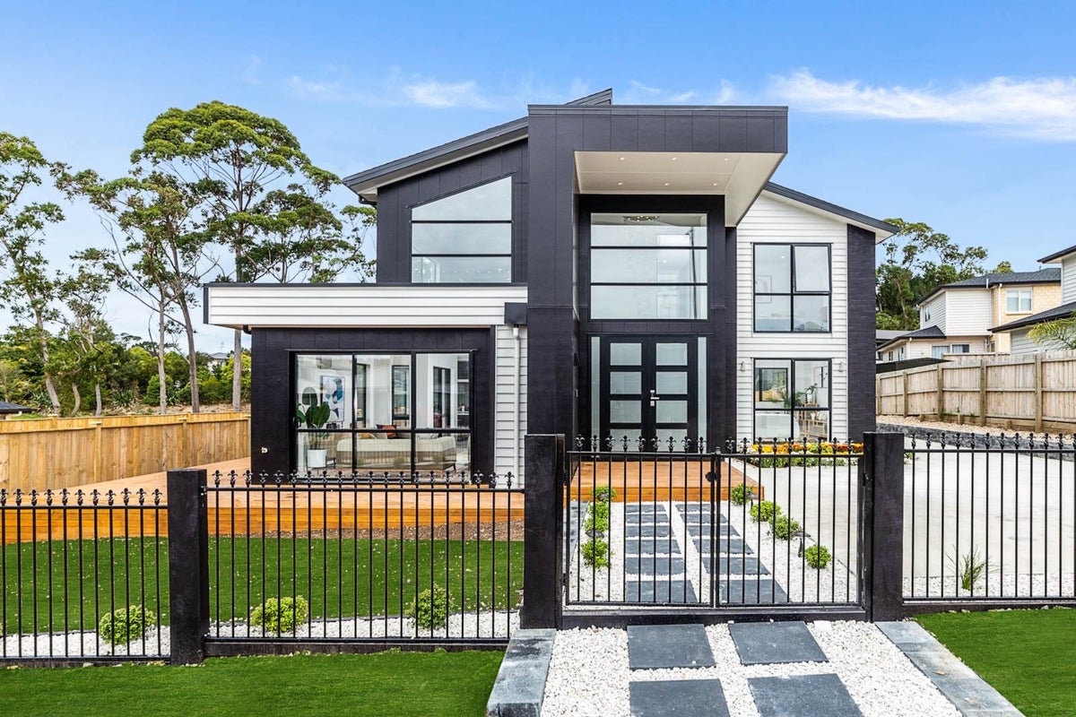 28 Mettam Drive, Swanson, Auckland - Carousel 25