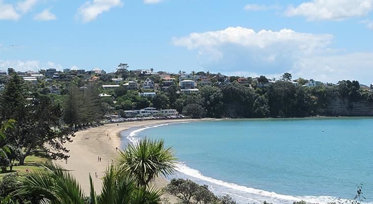2 Hyde Road, Rothesay Bay, Auckland - Carousel 19