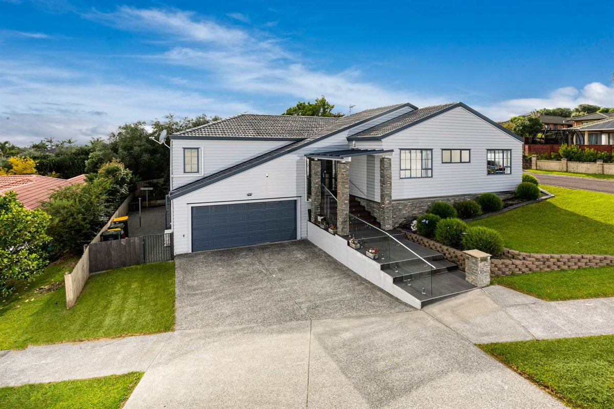 23 Roy Maloney Drive, Henderson, Auckland - Carousel 31