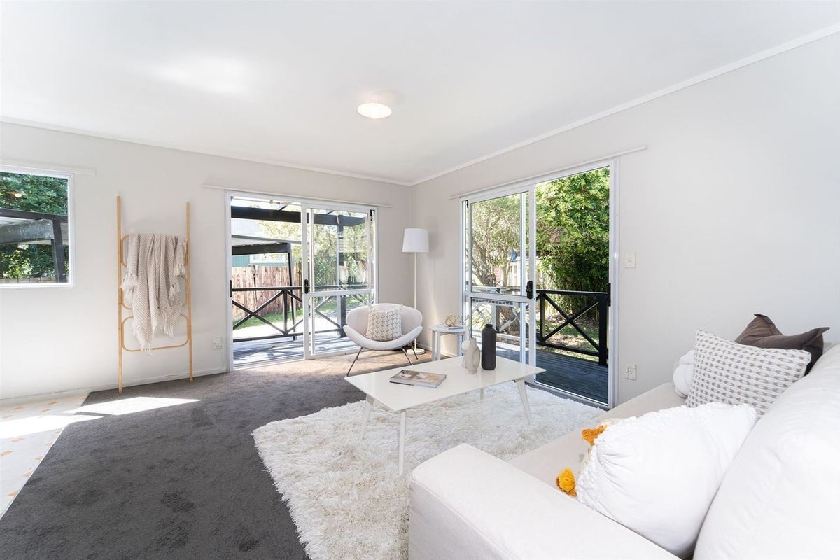 22A Lyford Crescent, Sunnynook, Auckland - Carousel 1