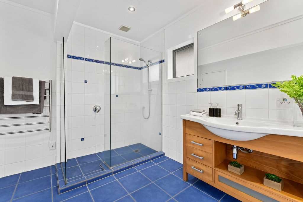 2/148 Arran Road, Browns Bay, Auckland - Carousel 15