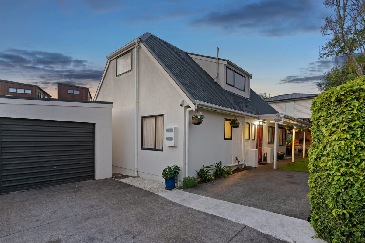 9A Rockfield Road, Ellerslie, Auckland - Carousel 2