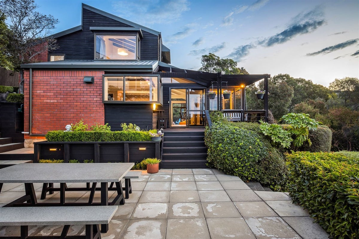 7 Sedgwick Way, Westmorland, Christchurch - Carousel 2