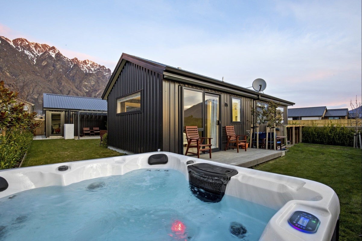 32 Howden Drive, Jacks Point, Queenstown - Carousel 2