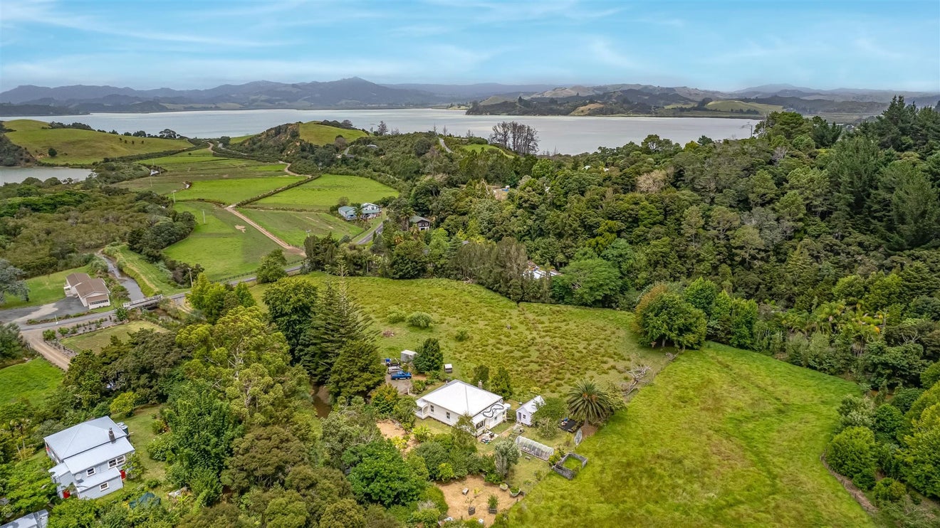 303 Totara North Road, Totara North, Kaeo - Carousel 16