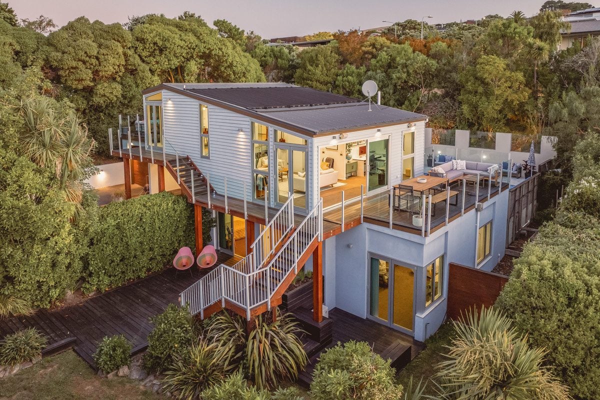 277 Cannon Hill Crescent, Mount Pleasant, Christchurch - Carousel 2