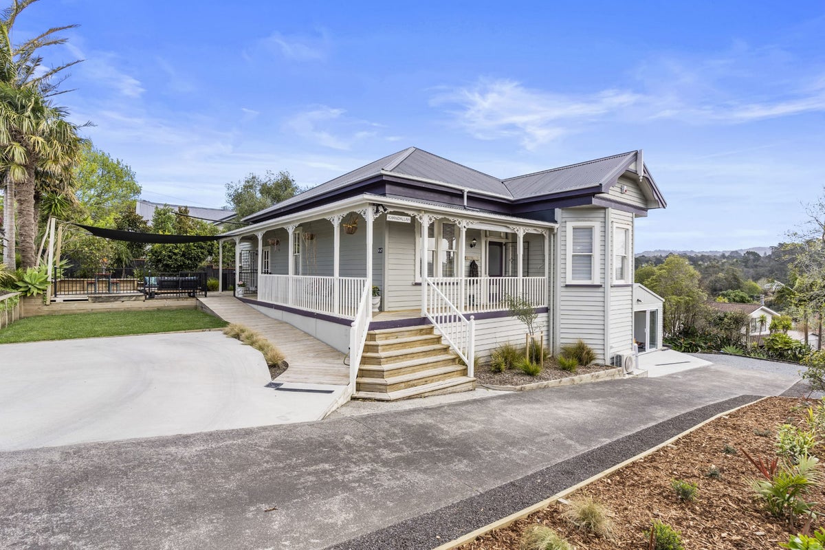 35 Hetherington Road, Ranui, Auckland - Carousel 2
