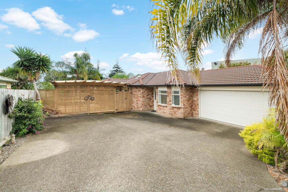 45 Elan Place, Stanmore Bay, Whangaparaoa - Carousel 1