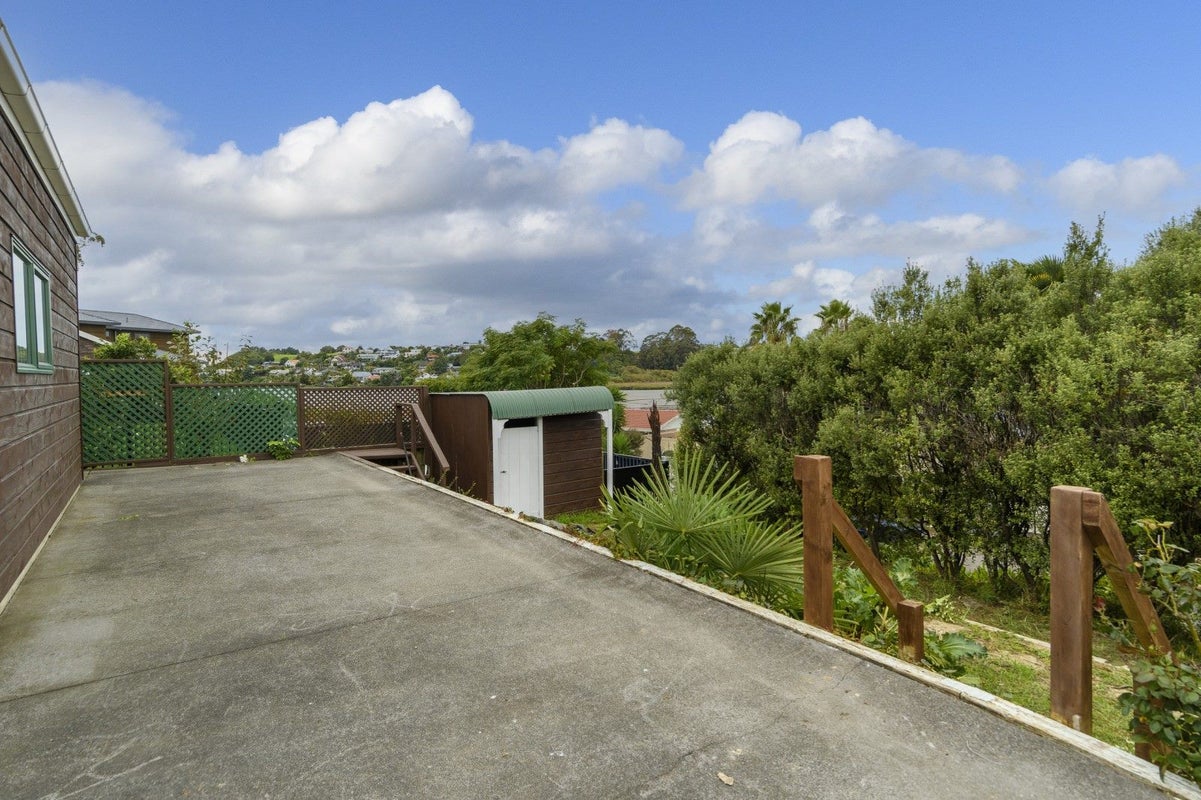 120 College Place, Poike, Tauranga - Carousel 16