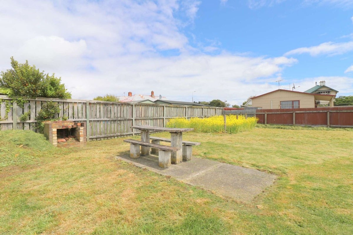 319 Tweed Street, Georgetown, Invercargill - Carousel 18