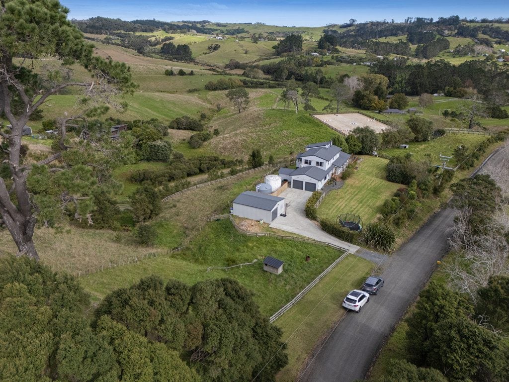 96 Dormer Road, Helensville - Carousel 2