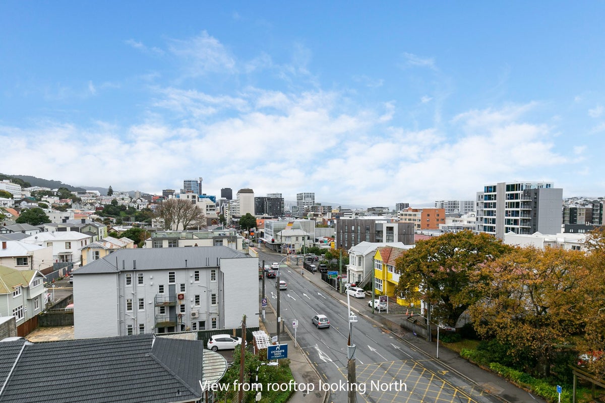 17/3 Aro Street, Aro Valley, Wellington - Carousel 2
