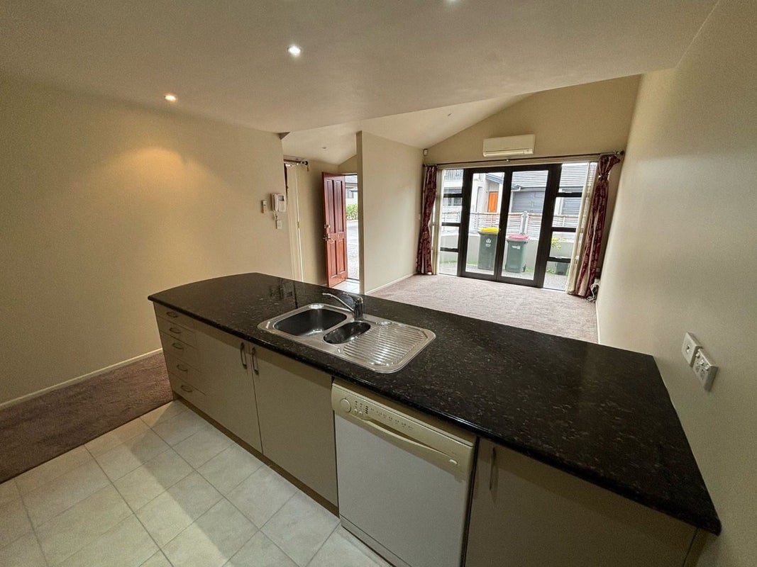59/8 Landscape Road, Papatoetoe, Auckland - Carousel 2