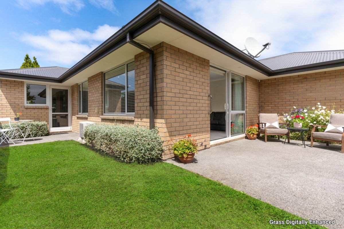 3/61 Neill Street, Hornby, Christchurch - Carousel 1
