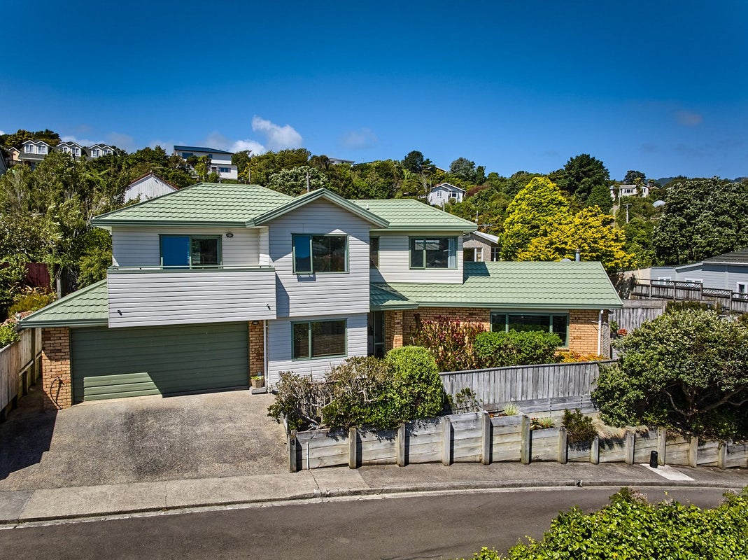 3 Duncan Street, Tawa, Wellington - Carousel 1