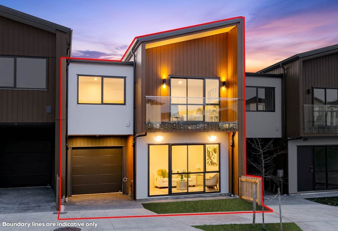 11 Ki Roto Way, Flat Bush, Auckland - Carousel 1