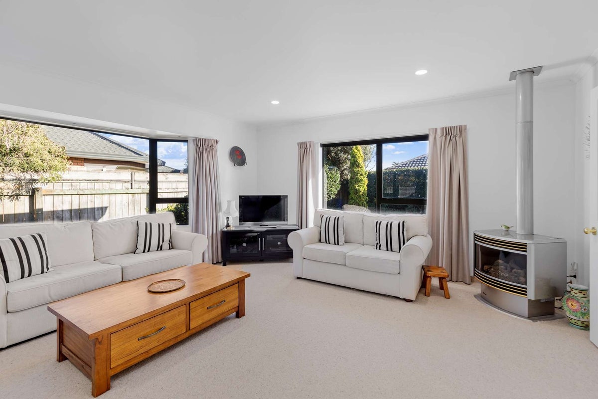 11 Terry Lane, Paraparaumu Beach, Paraparaumu - Carousel 2