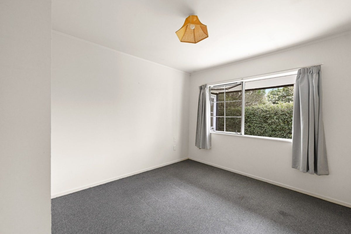 87A Kay Road, Flagstaff, Hamilton - Carousel 11