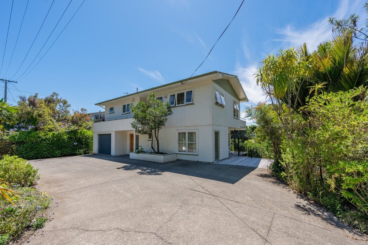 55 Tainui Drive, Havelock North, Havelock North - Carousel 2