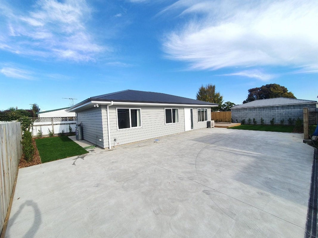 39A Fairs Road, Milson, Palmerston North - Carousel 1