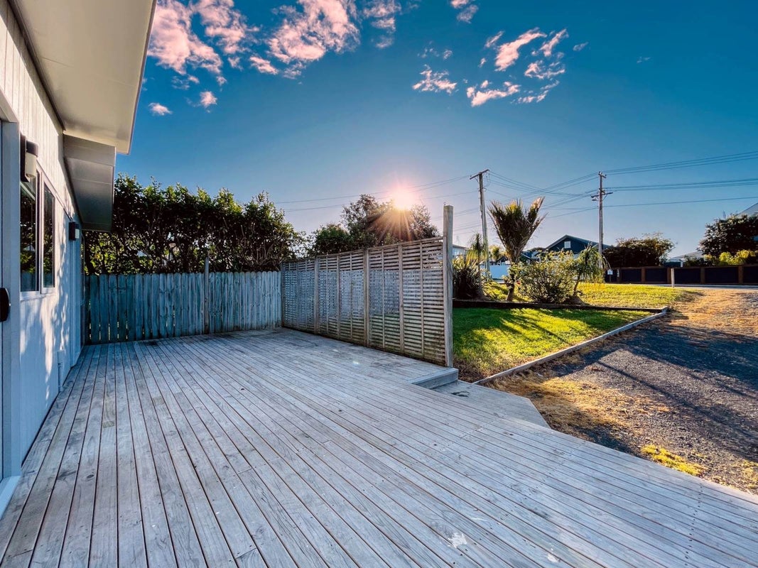 103 Third View Avenue, Beachlands, Auckland - Carousel 2