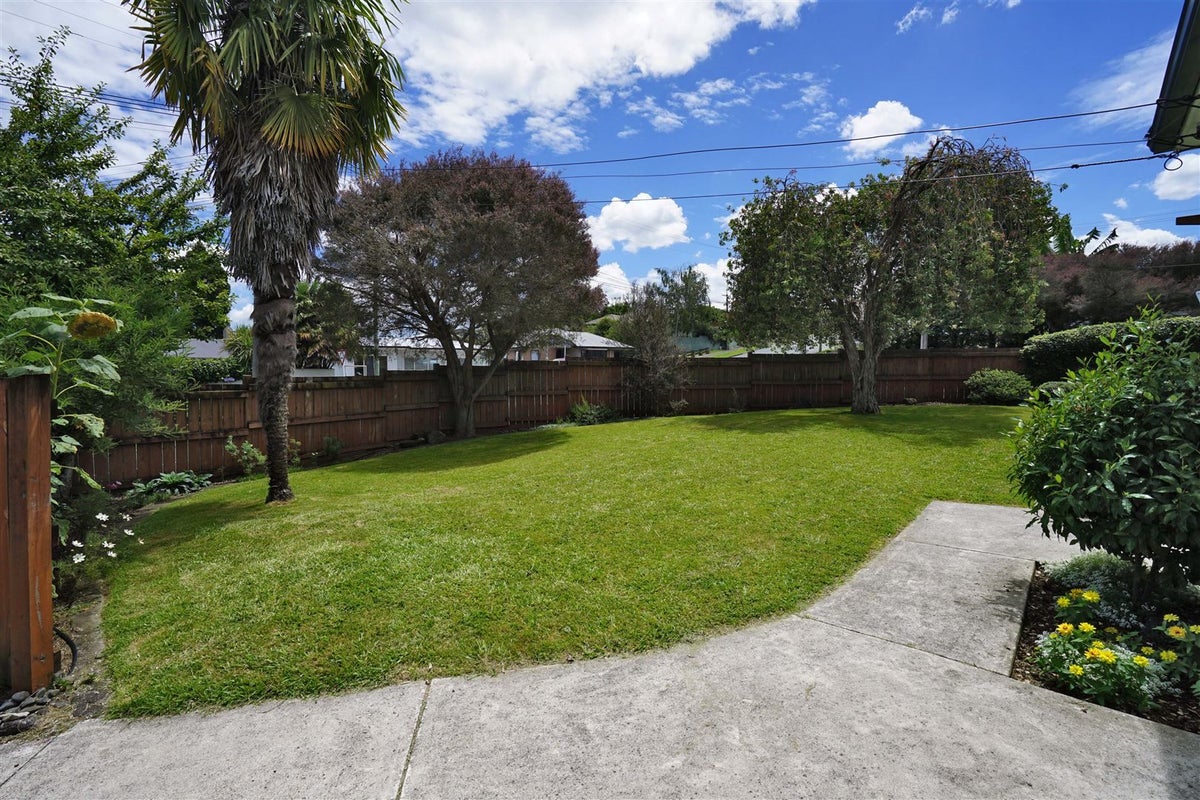 25 Johnsview Terrace, Hillcrest, Hamilton - Carousel 17