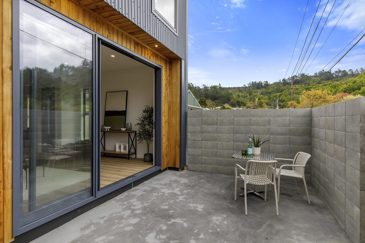 3/33 Raukawa Street, Stokes Valley, Lower Hutt - Carousel 13