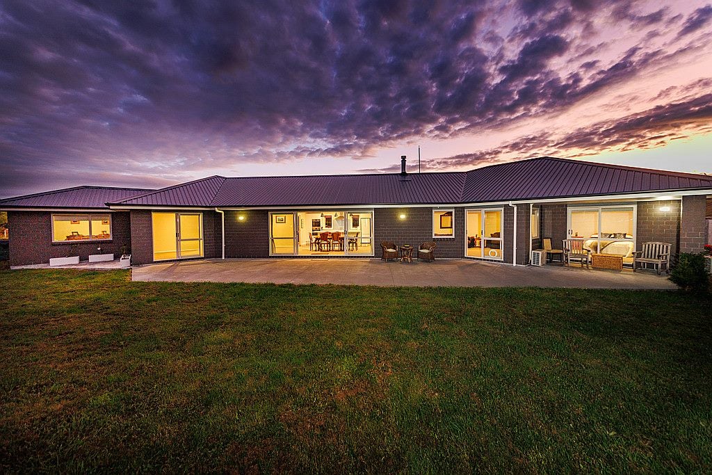 97 Pohangina Road, Palmerston North - Carousel 1