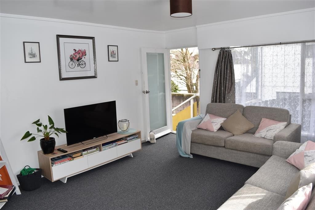 8/1 Kingsway Avenue, Sandringham, Auckland - Carousel 2
