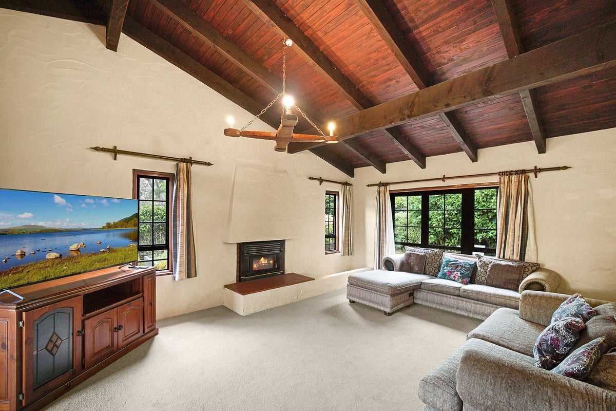 2 Bramley Drive, Farm Cove, Auckland - Carousel 2