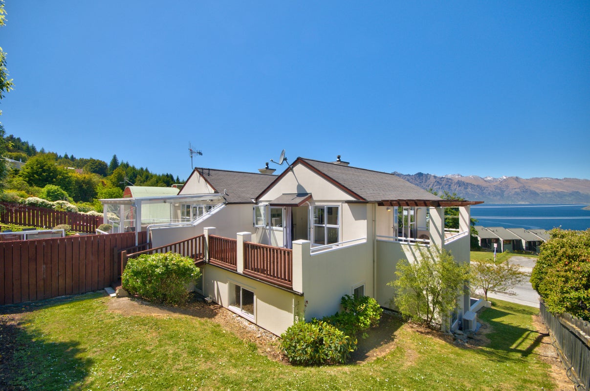 134B Fernhill Road, Fernhill, Queenstown - Carousel 1