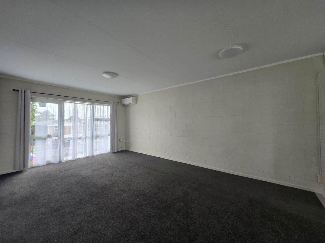 2 Tennessee Avenue, Mangere East, Auckland - Carousel 2