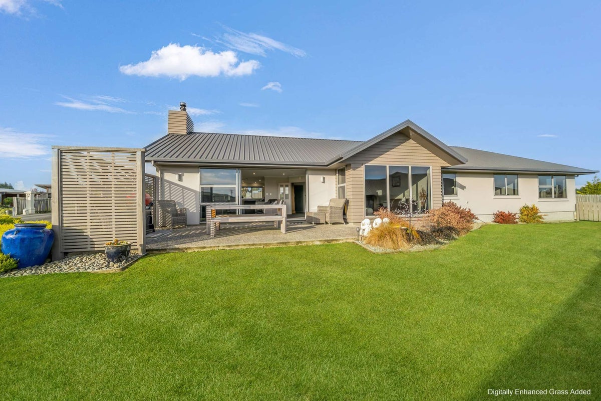 58C Essex Street, Weston, Oamaru - Carousel 1