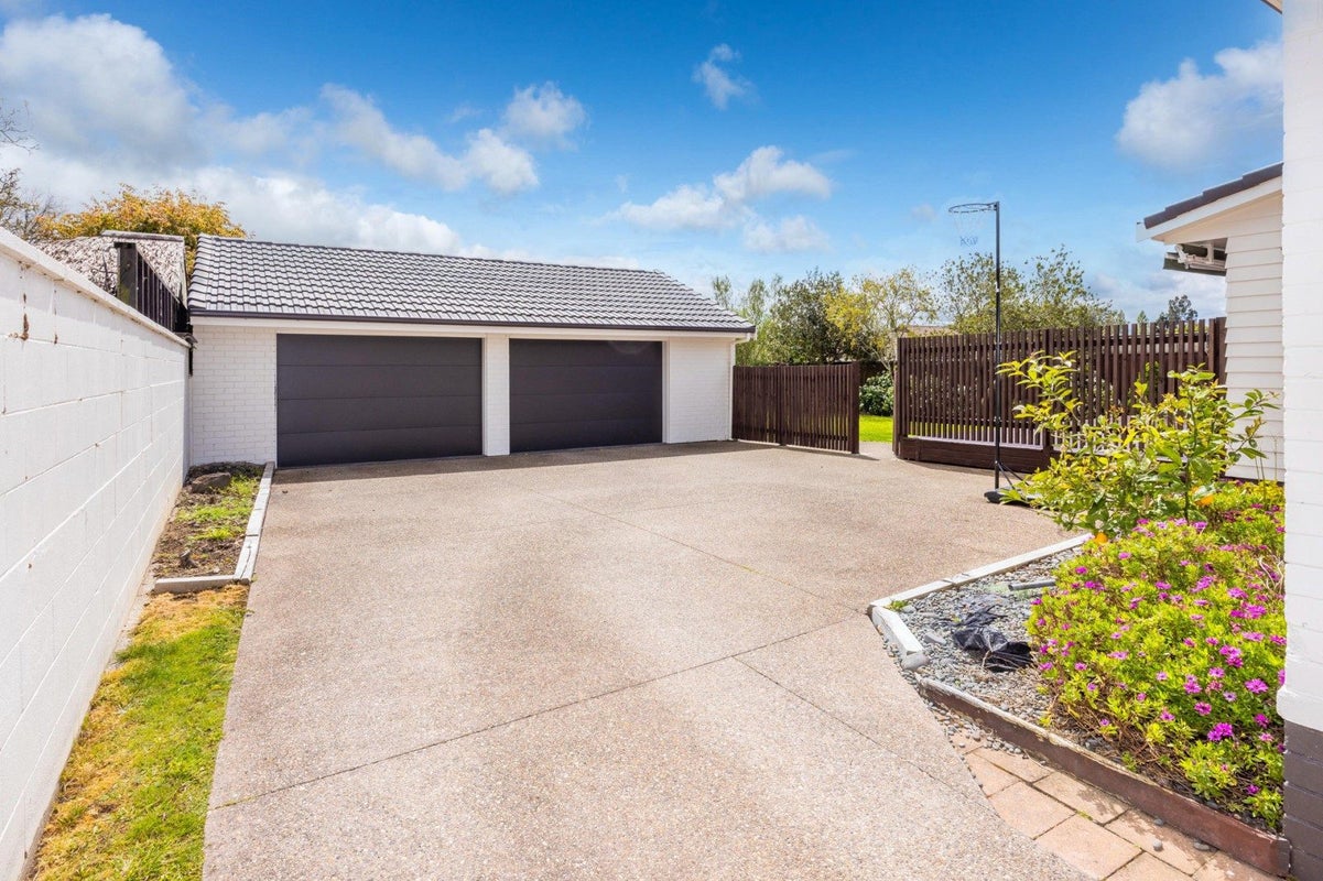 13 Donny Avenue, Chartwell, Hamilton - Carousel 2