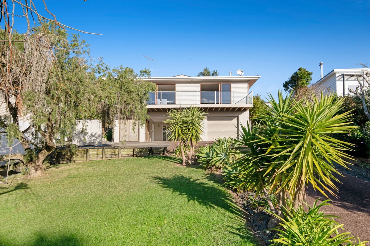 33 Surf Road, Stanmore Bay, Whangaparaoa - Carousel 32