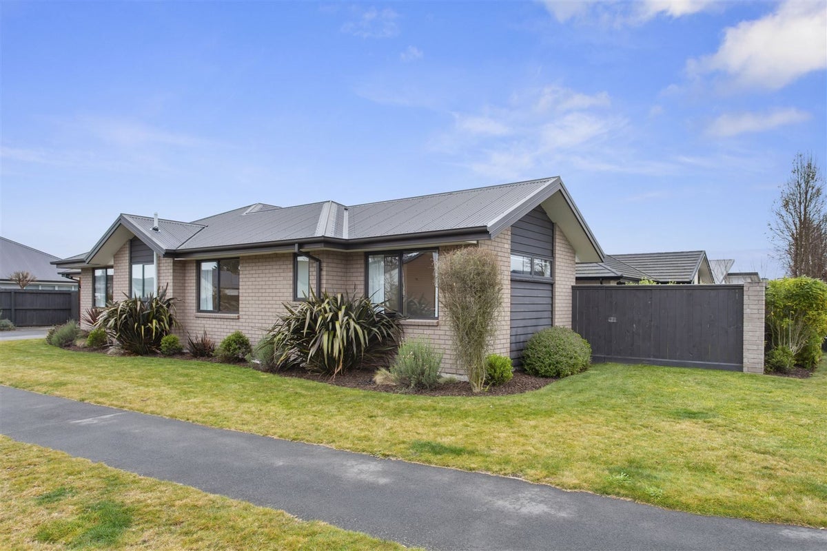 39 Ruapani Street, Marshland, Christchurch - Carousel 13