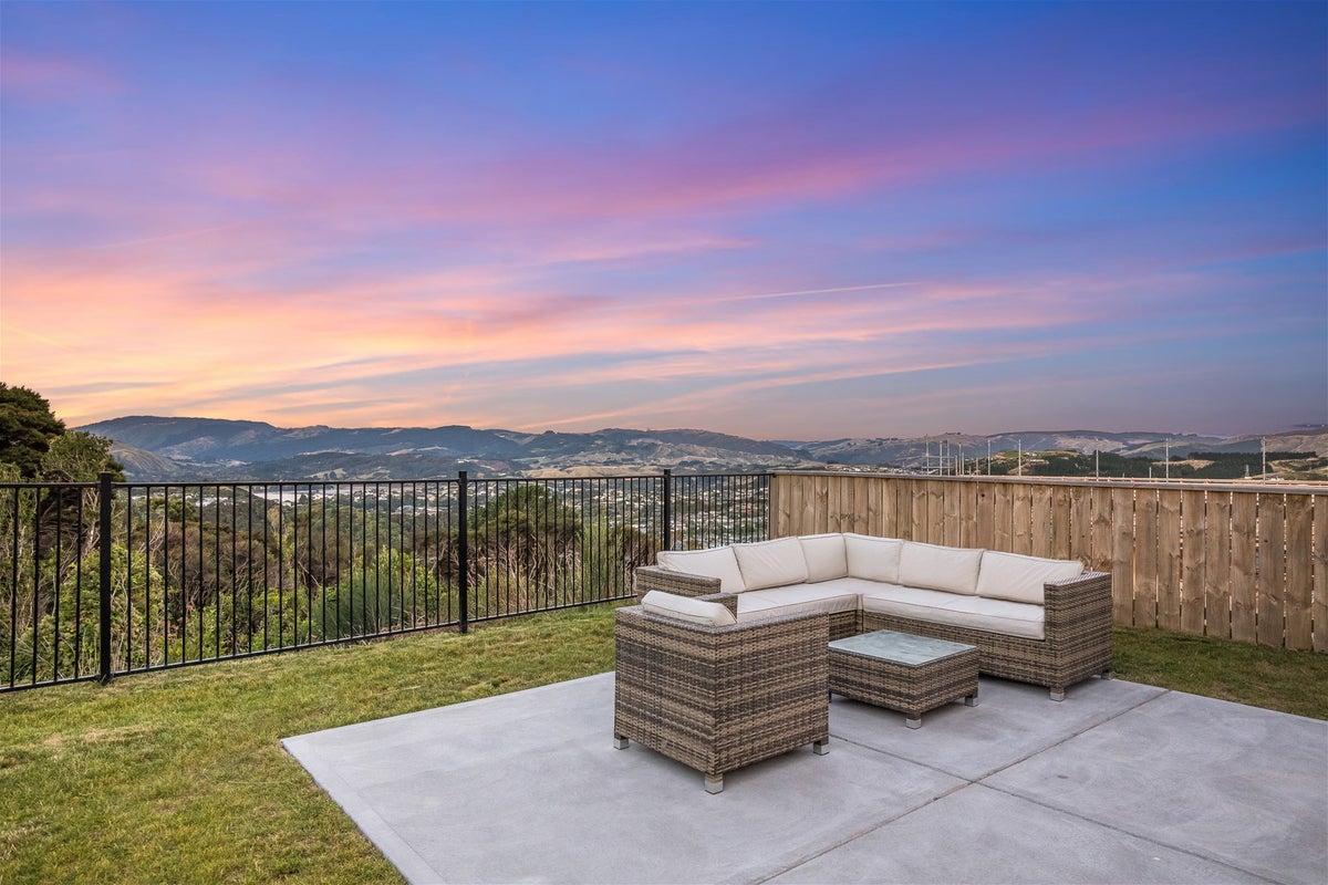 3 Topsail Way, Whitby, Porirua - Carousel 3