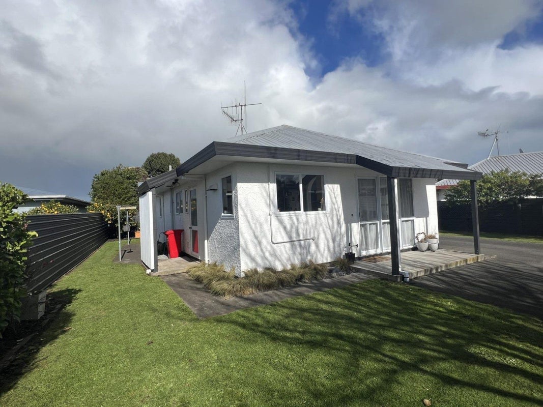 11B Sheffield Place, Springvale, Whanganui - Carousel 16