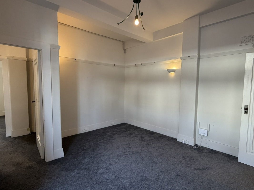 19/3 Aro Street, Aro Valley, Wellington - Carousel 1
